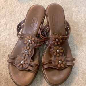 Brown Born sandals, size 9